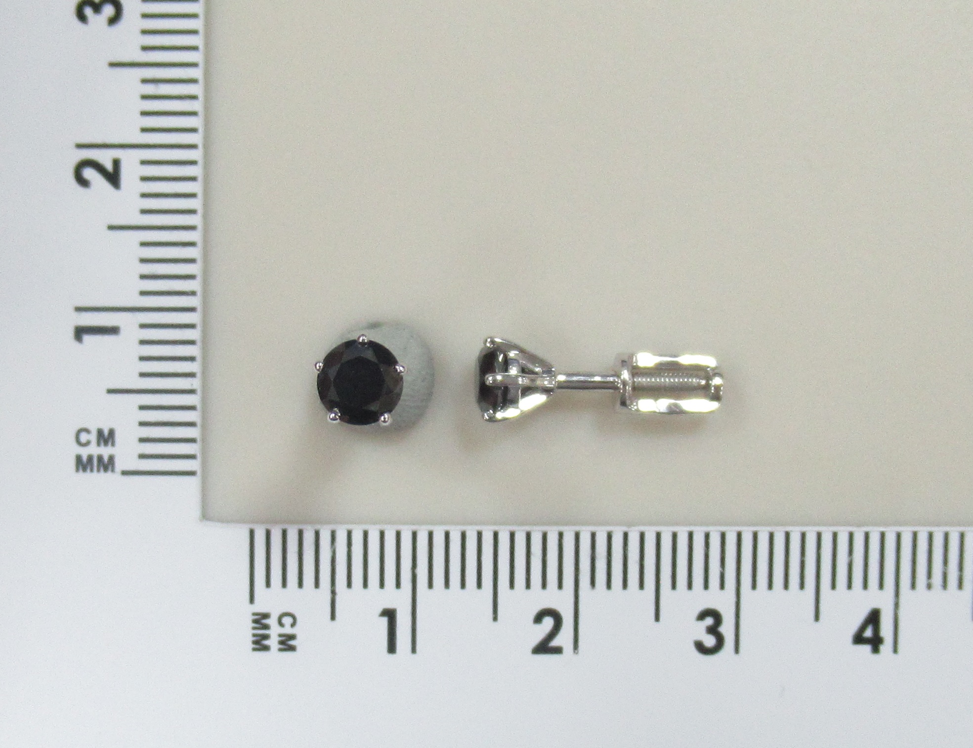 10511-001069 Серьги (Au 585)